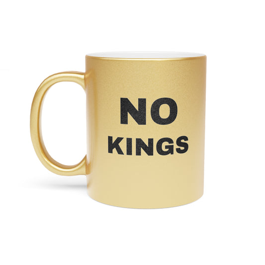 No Kings metallic mug | Gold finish, bold text design