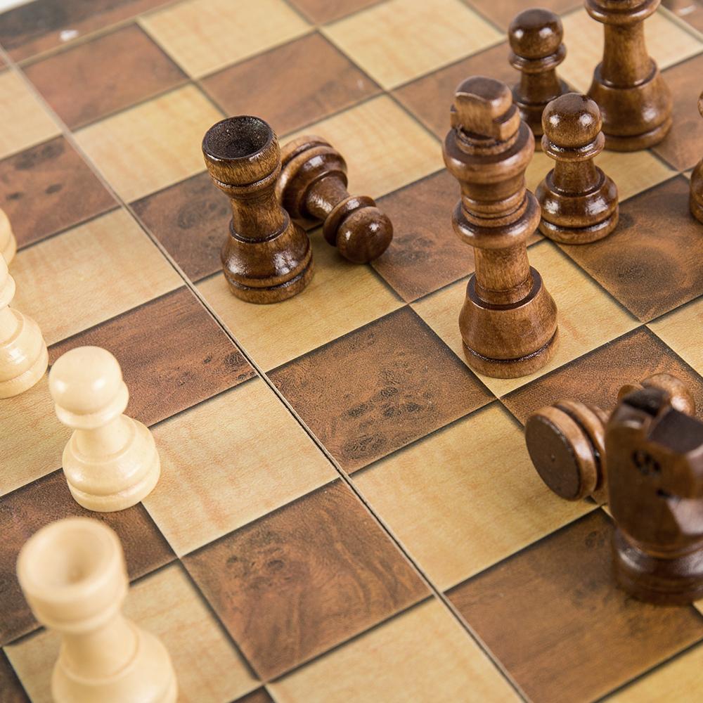 Foldable Wooden Chess Set