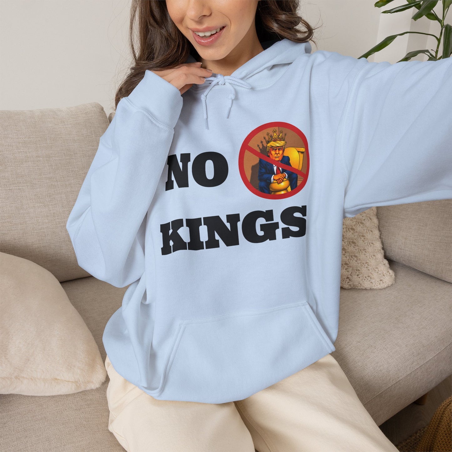 NO KINGS Hoodie — Anti-Monarchist Graphic Pullover